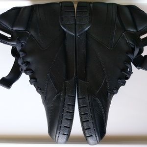 Reebok Classics - High Top Sneakers